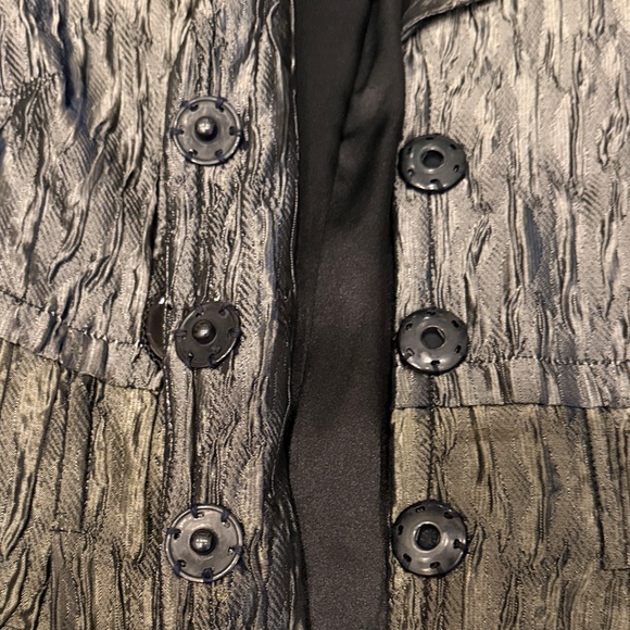 Gorgeous Designer Olive and Black Coat - Picture 4 of 8